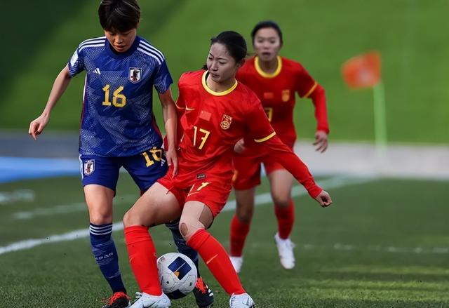 中国女足连胜创佳绩，备战下一场比赛的简单介绍
